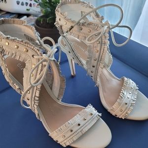 GIANNI BINI GORGEOUS WHITE HEELS